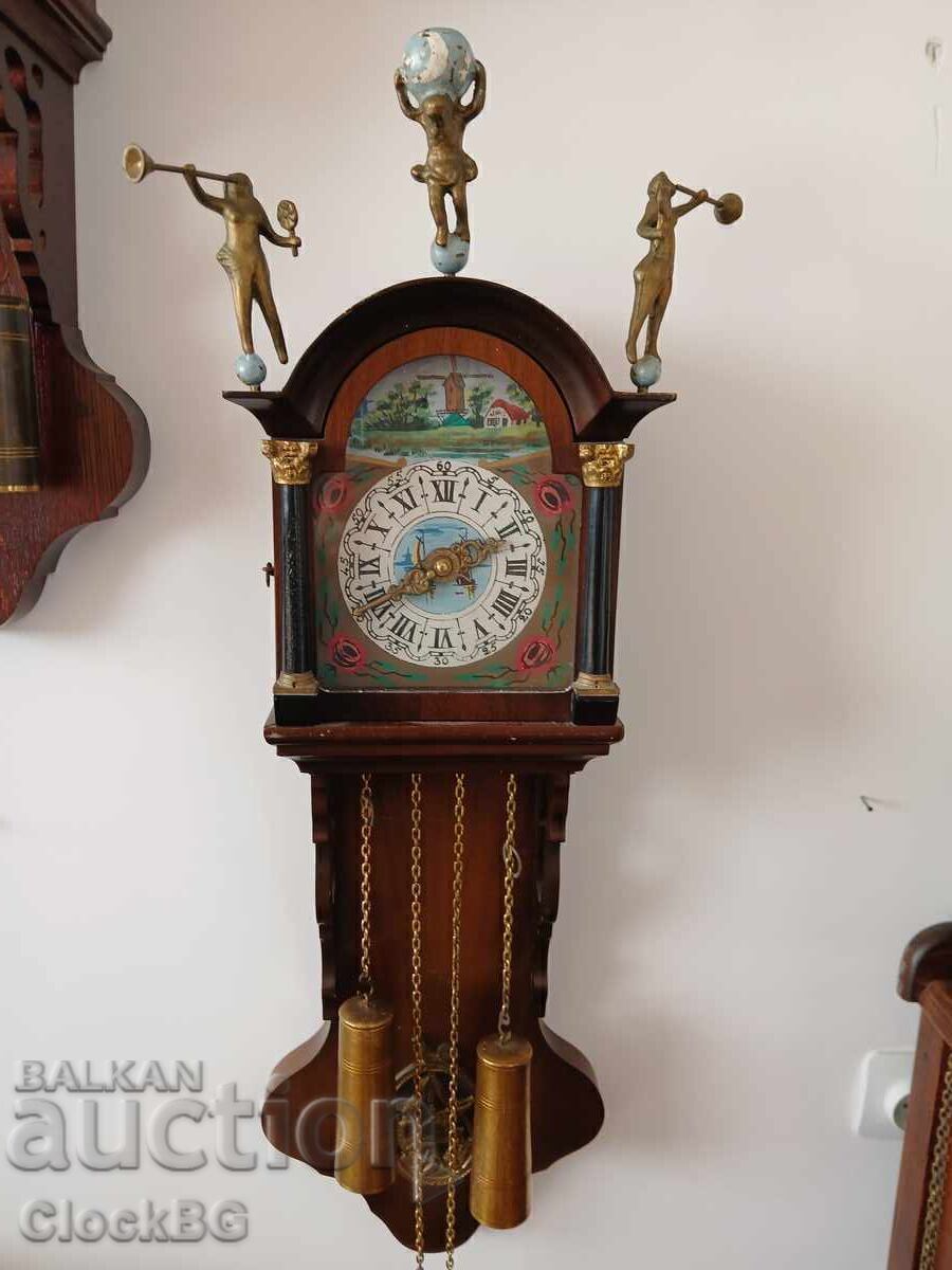 Ολλανδικό επιτοίχιο μηχανικό ρολόι με φιγούρα Άτλαντα και τρομπέτα