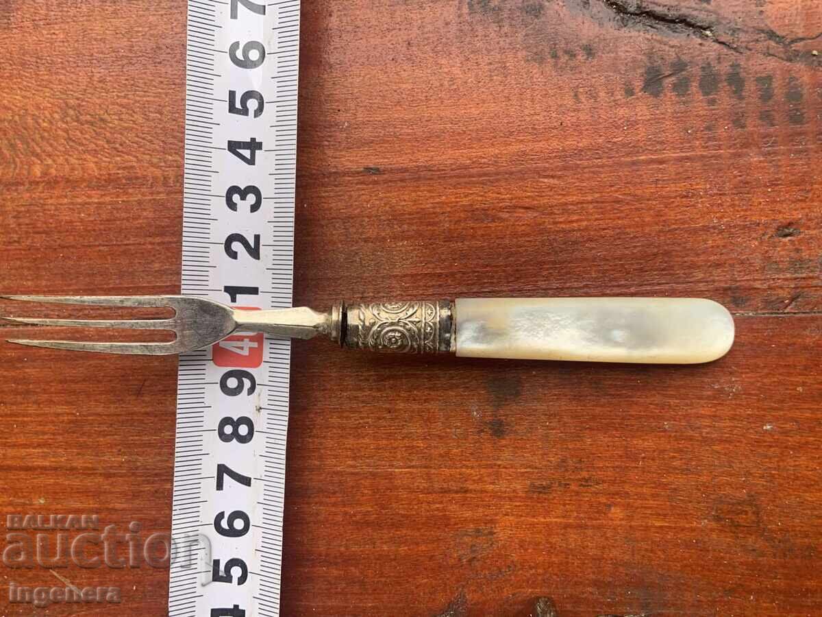 Furculiță argintată sidef veche - Anglia - 5