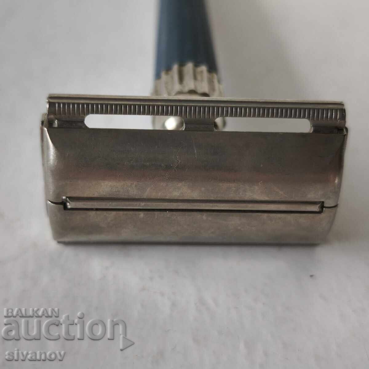 Аукцион Самобръсначка Gillette Slim Twist Made in England #6242