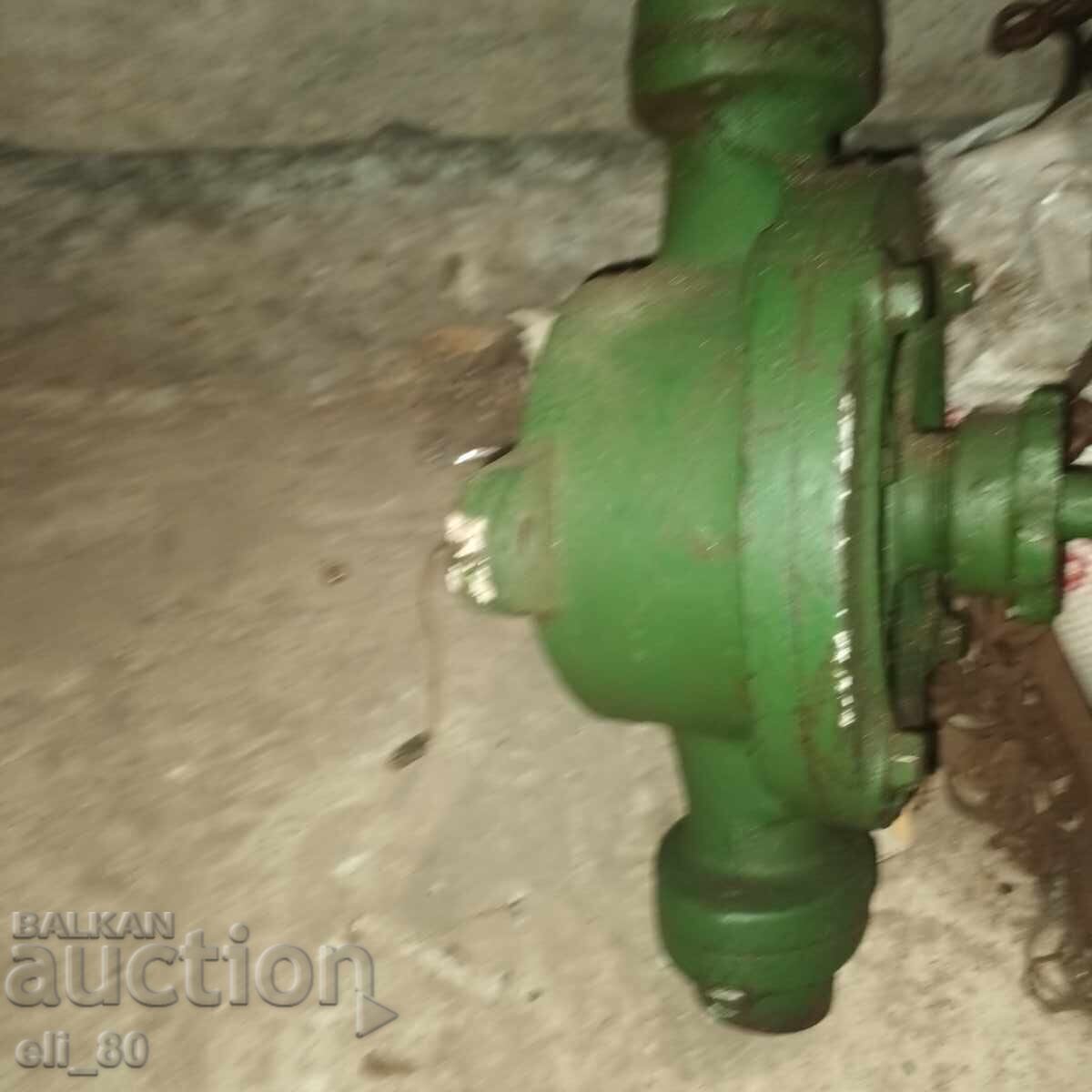 Livrarea Pompă de apă germană mare debit 1 țol x 1 țol № 3 Livrarea Pompă de apă germană mare debit 1 țol x 1 țol № 3