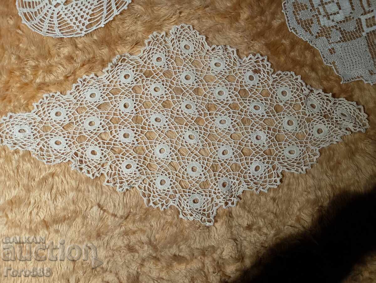 Pătrat 15 cu preț € 1.00 | 1.96 BGN