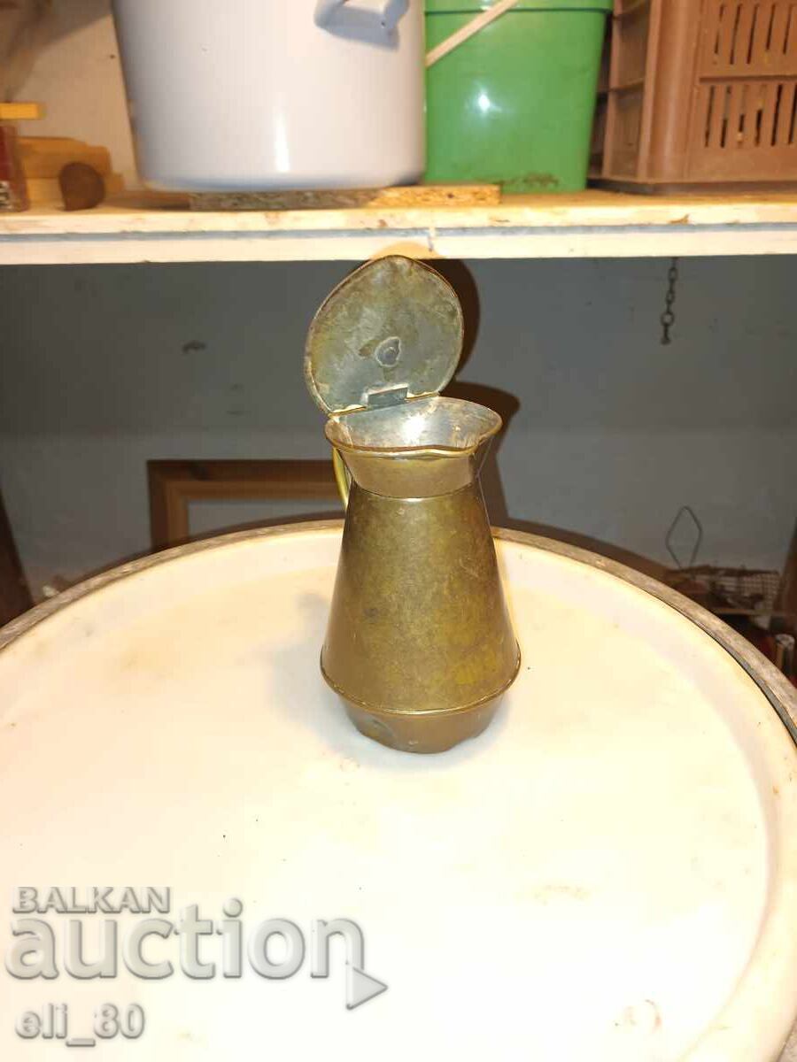 Auction  Brass can