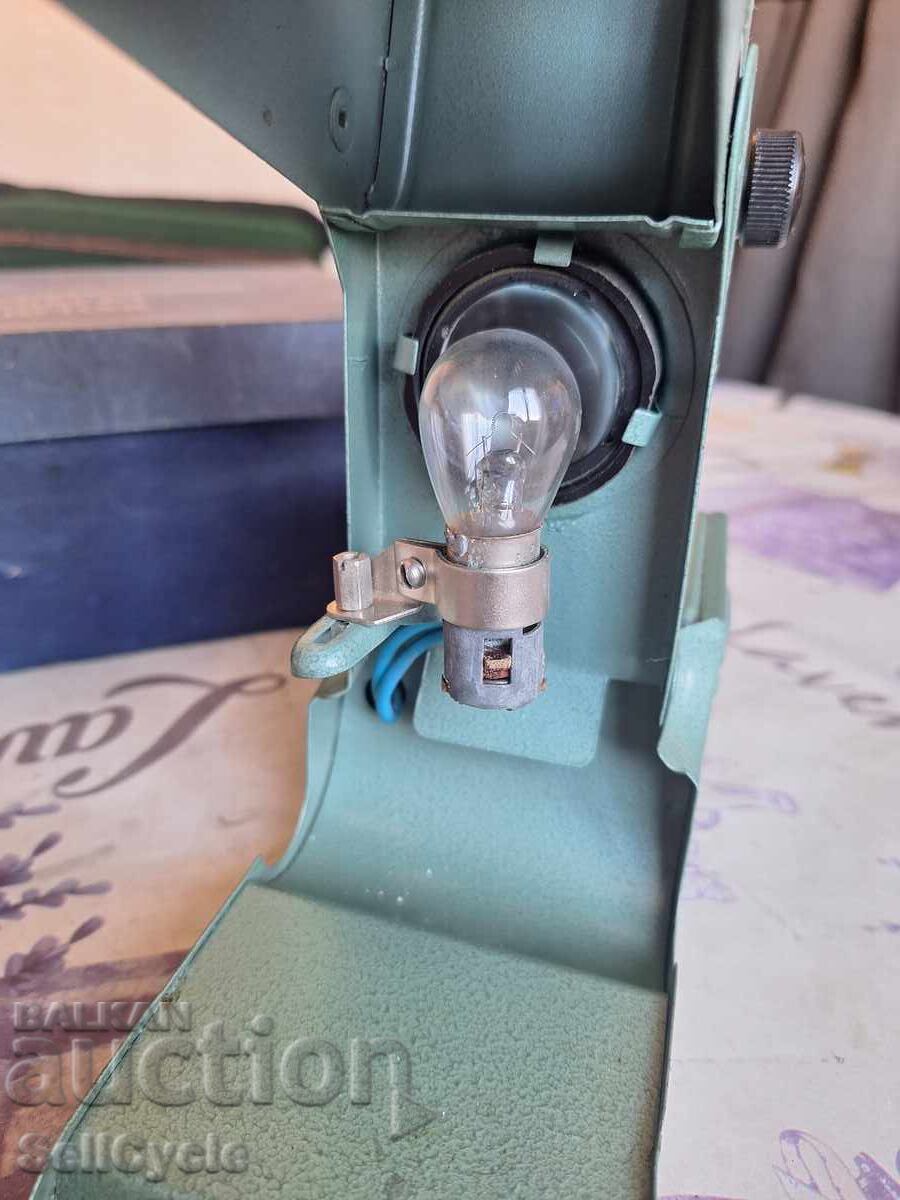 ✅ДЕТСКИ ДИАПРОЖЕКЦИОНЕН АПАРАТ - ПАНАГЮРИЩЕ❗ с цена € 20.00 | 39.12 лв.