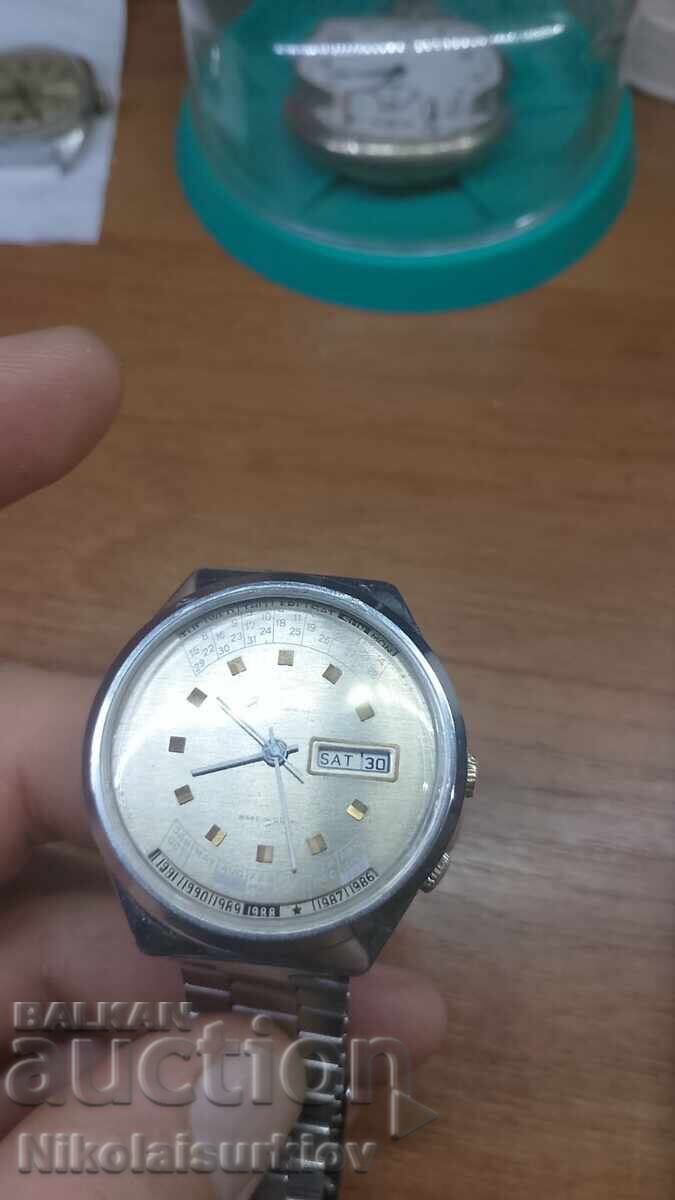 Rocket calendar with price € 30.50 | 59.65 BGN