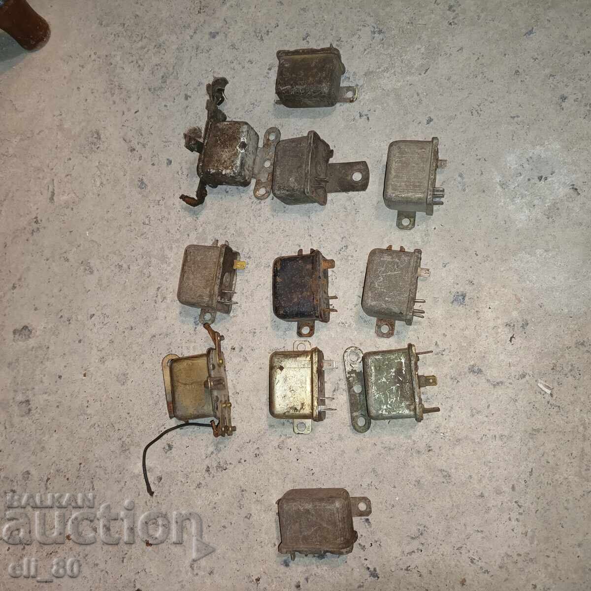 Relee pentru mașini clasice retro