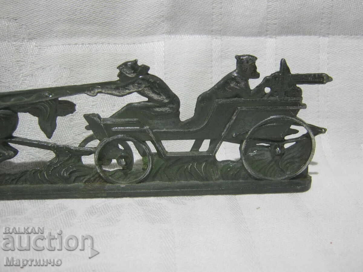 Delivery of Old Metal Toy Horse Carriage Gatling Gun