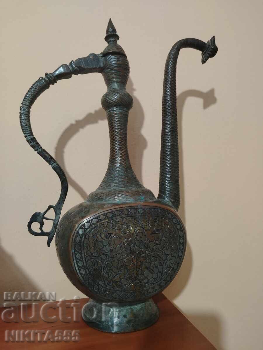 Πολύ παλιό όμορφο αραβικό μπρίκι με τιμή € 200.00 | 391.17 BGN