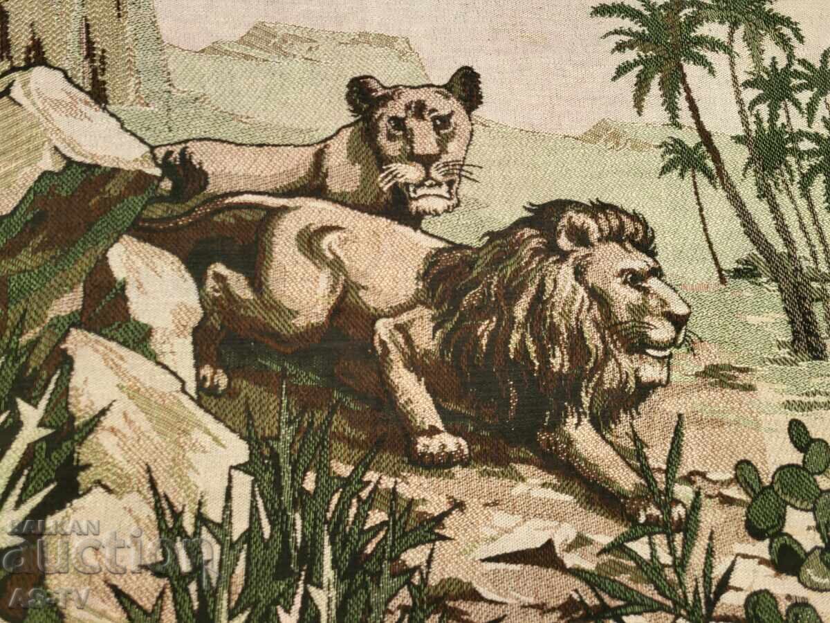 Licitație Covor cu lei