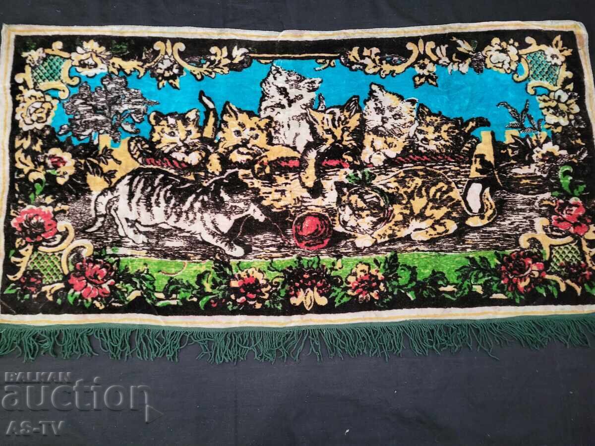 Plush Rug with Kittens