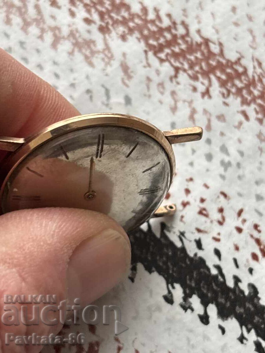 Позлатен швейцарец с цена € 8.50 | 16.62 лв.