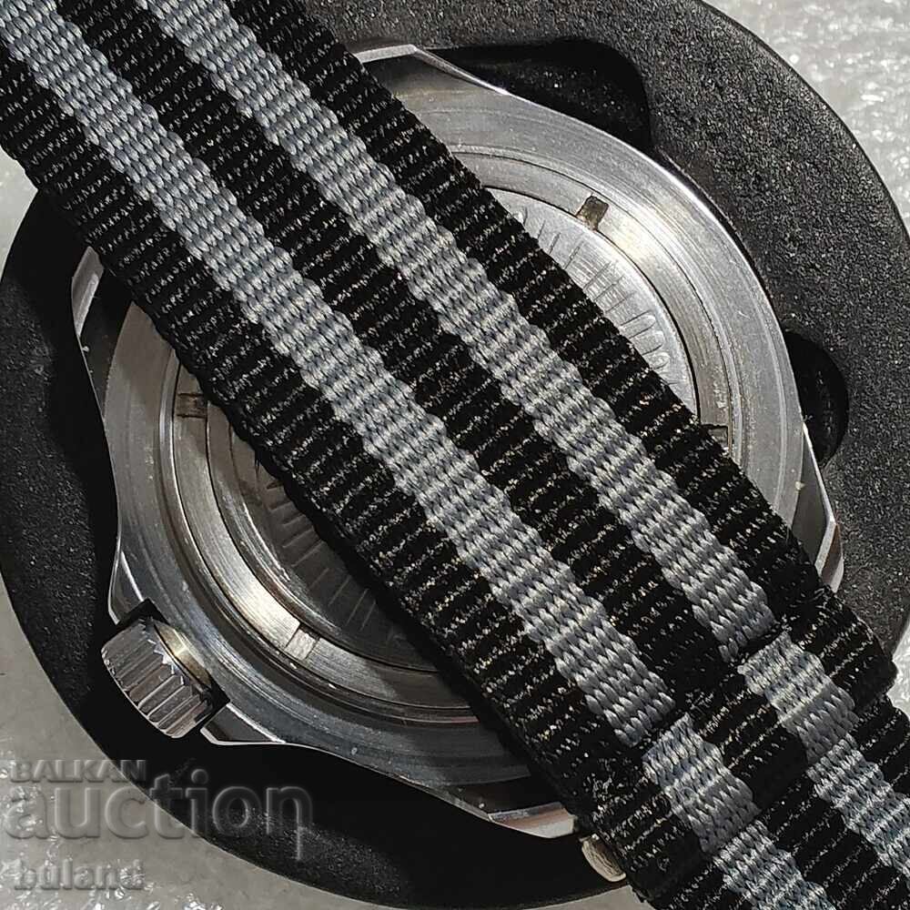 Livrarea Ordinul Comandantului Vostok de Watch sovietic al Ministerului Apărării al URSS Wostok