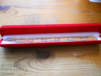 Indonesian necklace made of wood and engraved bone beads