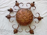 Παλιός πολυέλαιος από μέλι - σφυρήλατος χαλκός από την εποχή του σοσιαλισμού