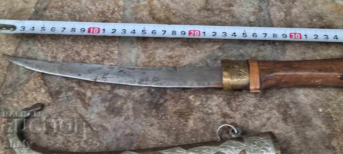 Δημοπρασία Ένα παλιό στιλέτο. Μαχαίρι. Στιλέτο. Κουμάγια