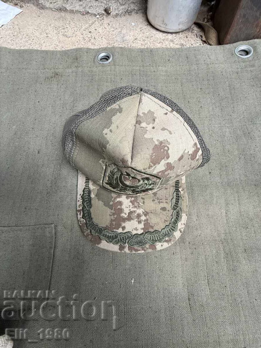 Τούρκικο καπέλο στρατού (αξιωματικού) με τιμή € 17.50 | 34.23 BGN