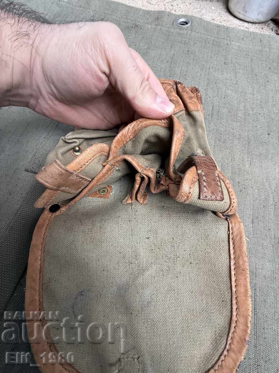 Licitație Geantă pentru AK47, rânduri