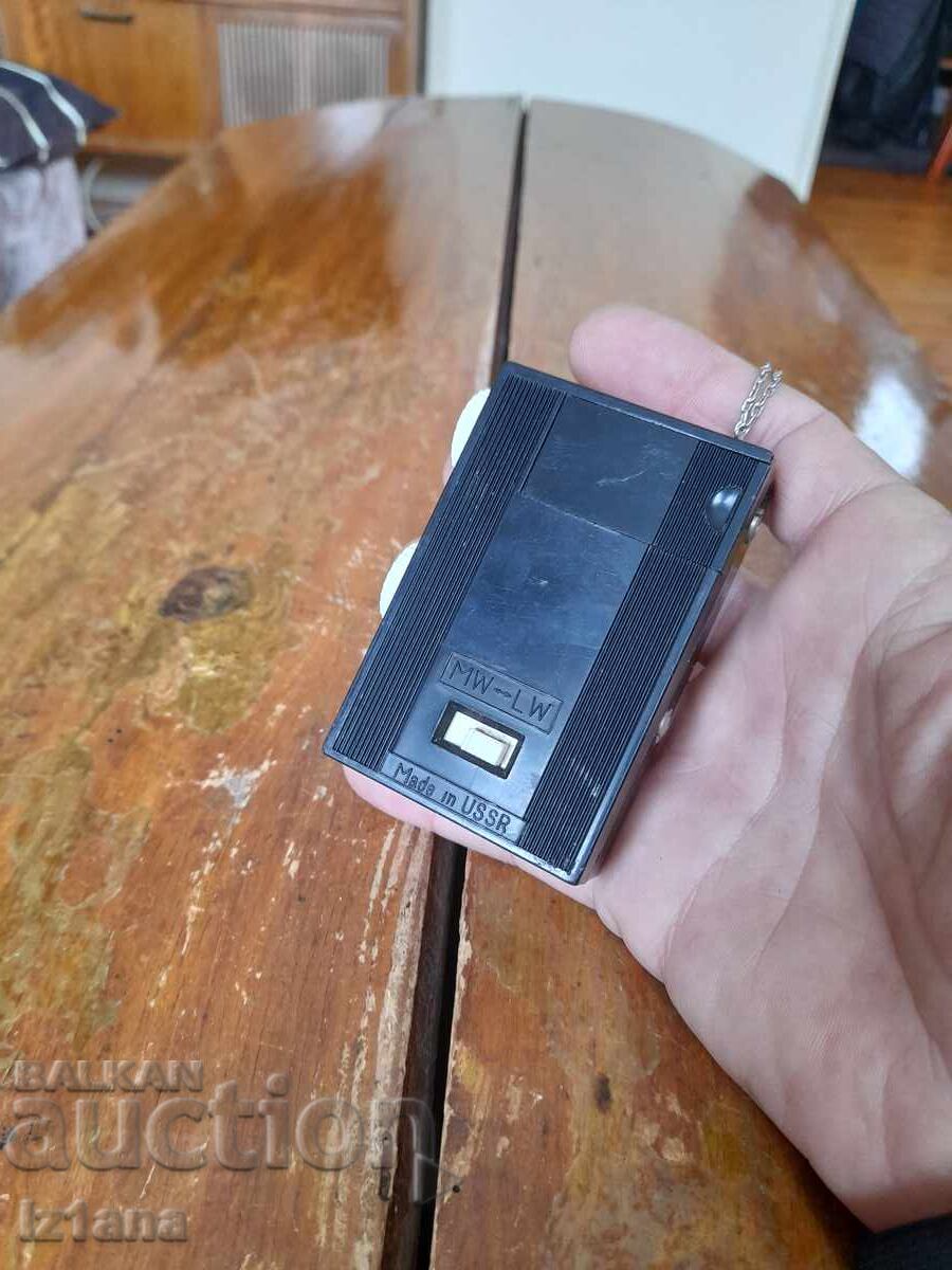 Delivery of Old radio, radio receiver Orljonok