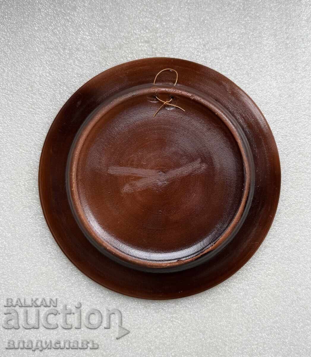 Ceramică de design pentru perete - VASIL LEVSKI cu preț € 65.00 | 127.13 BGN