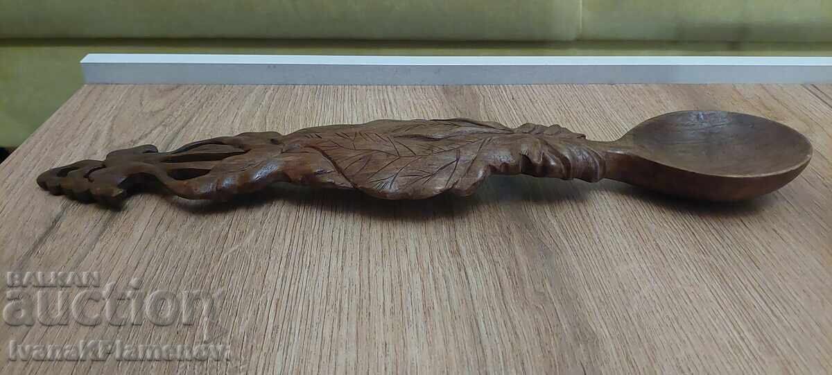 Livrarea Sculptură în lemn pentru cunoscători Livrarea Sculptură în lemn pentru cunoscători