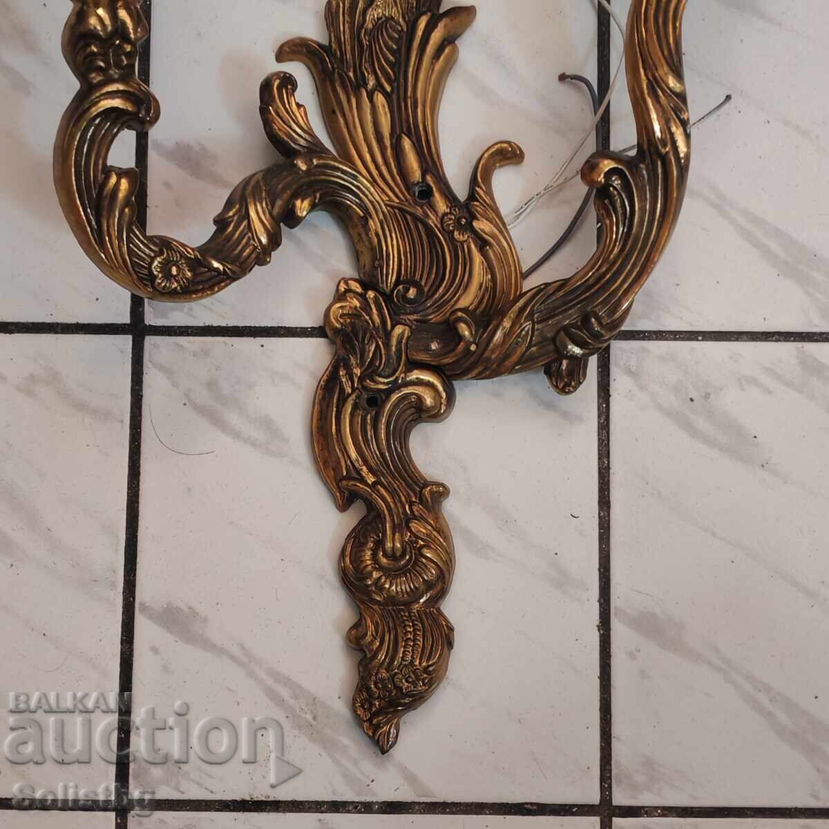 Доставка на Масивен бронзов аплик стил Рококо.