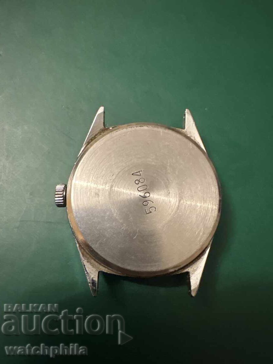 Poljot σοβιετικό ανδρικό ρολόι. Λειτουργεί με τιμή € 0.01 | 0.02 BGN