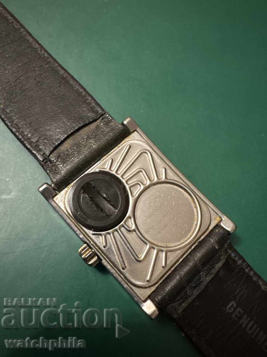 Tissot two timer швейцарски мъжки часовник. Рядък с цена € 0.01 | 0.02 лв.