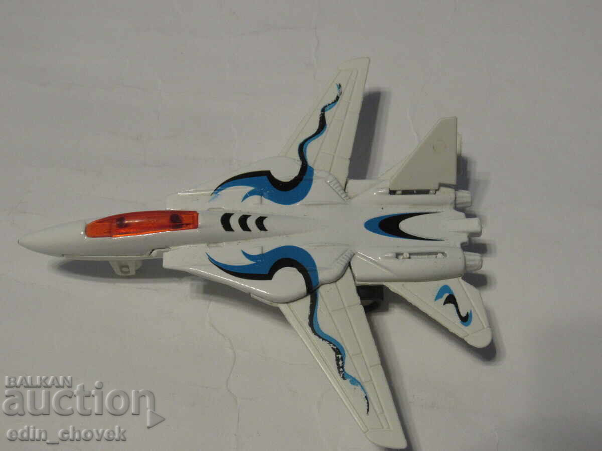 Plastic toy airplanes - lot of 3 pieces with price € 1.00 | 1.96 BGN