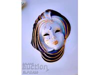 Порцеланова маска