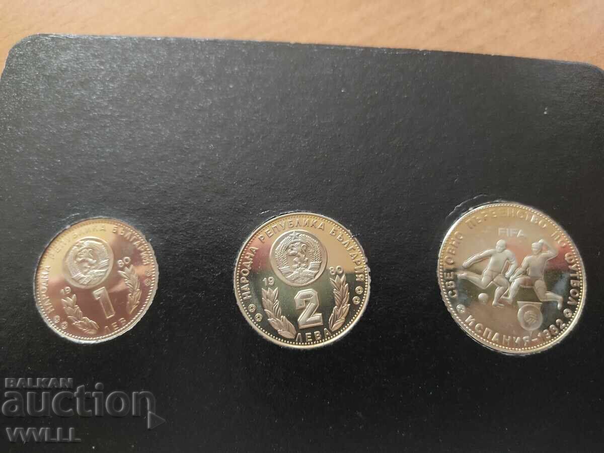 Delivery of 1980 "Spain '82" set mat-gloss