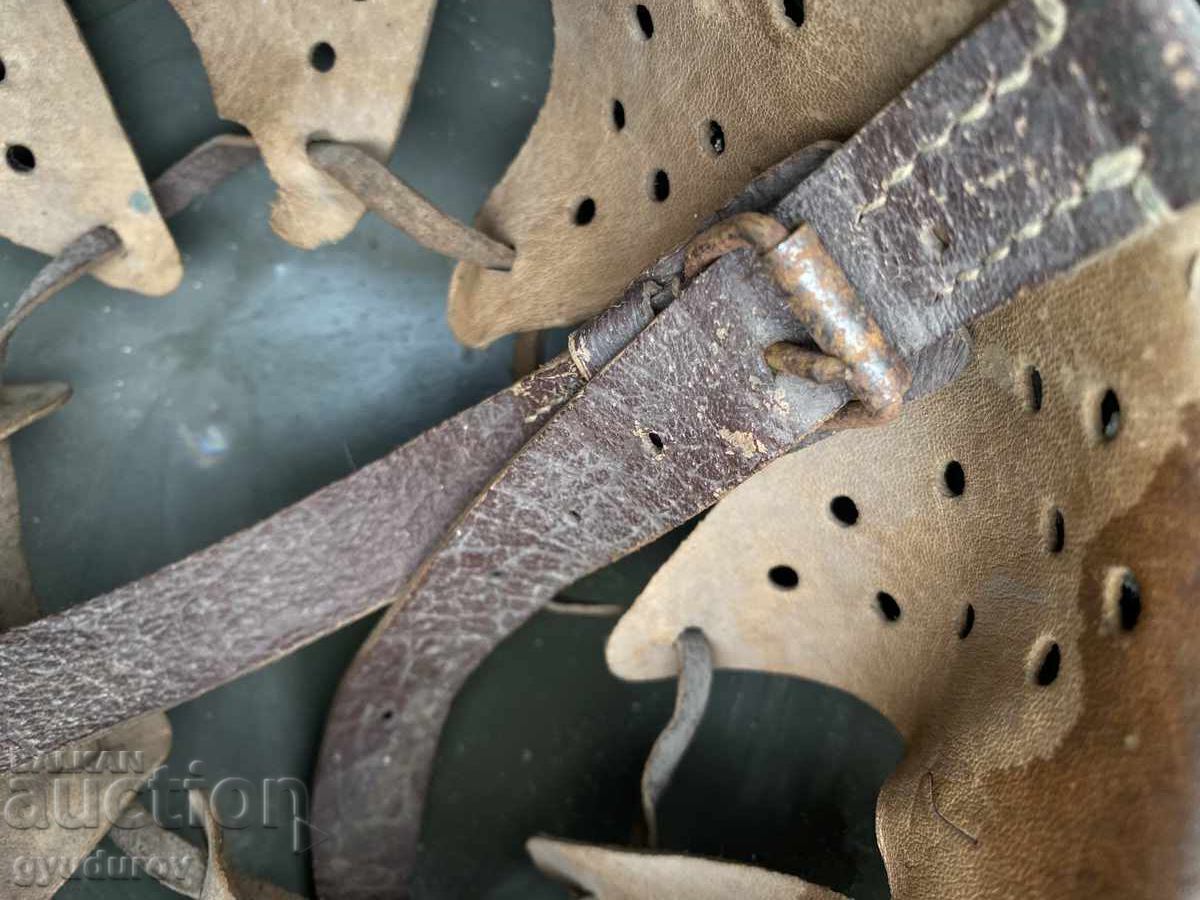 Cască - 6 Cască - 6