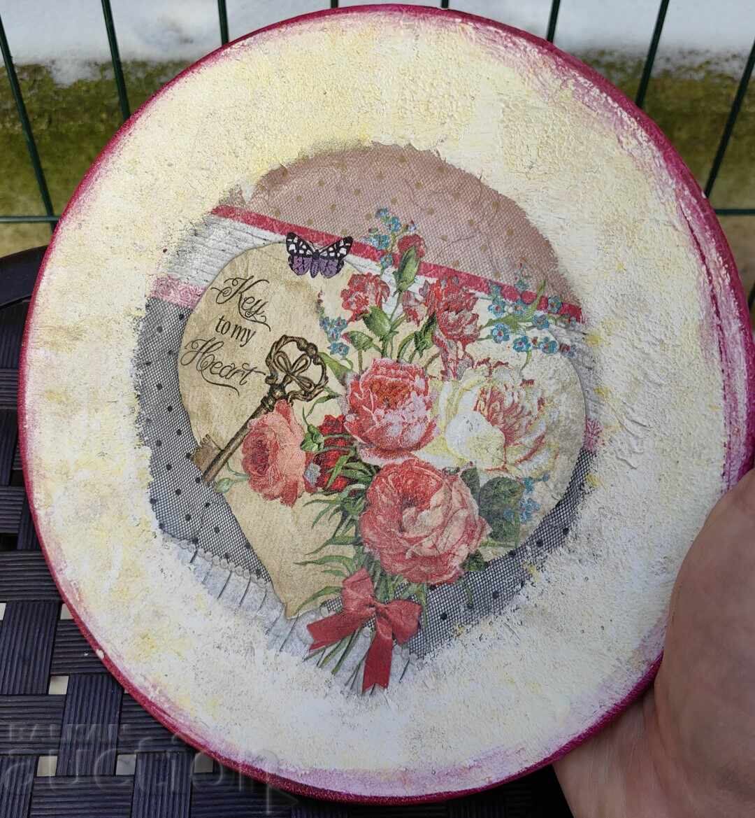 Licitație PLATĂ DE PORCELAN