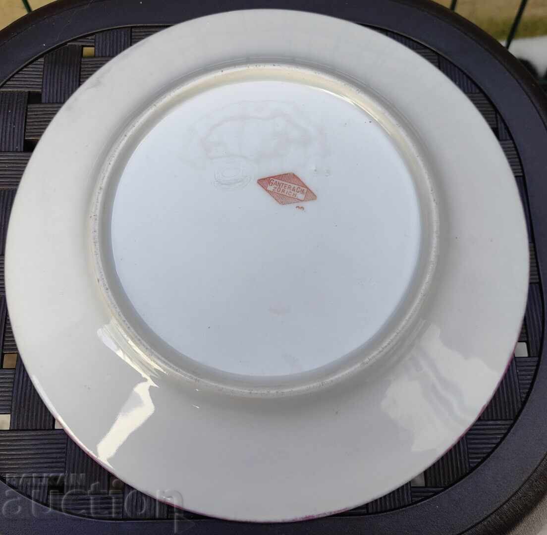 Livrarea PLATĂ DE PORCELAN