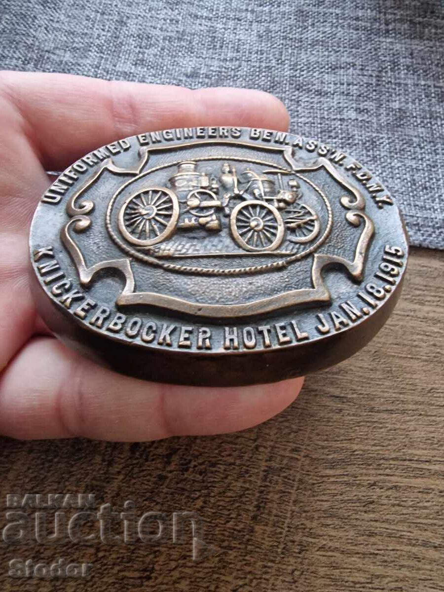 Delivery of Old bronze paperweight