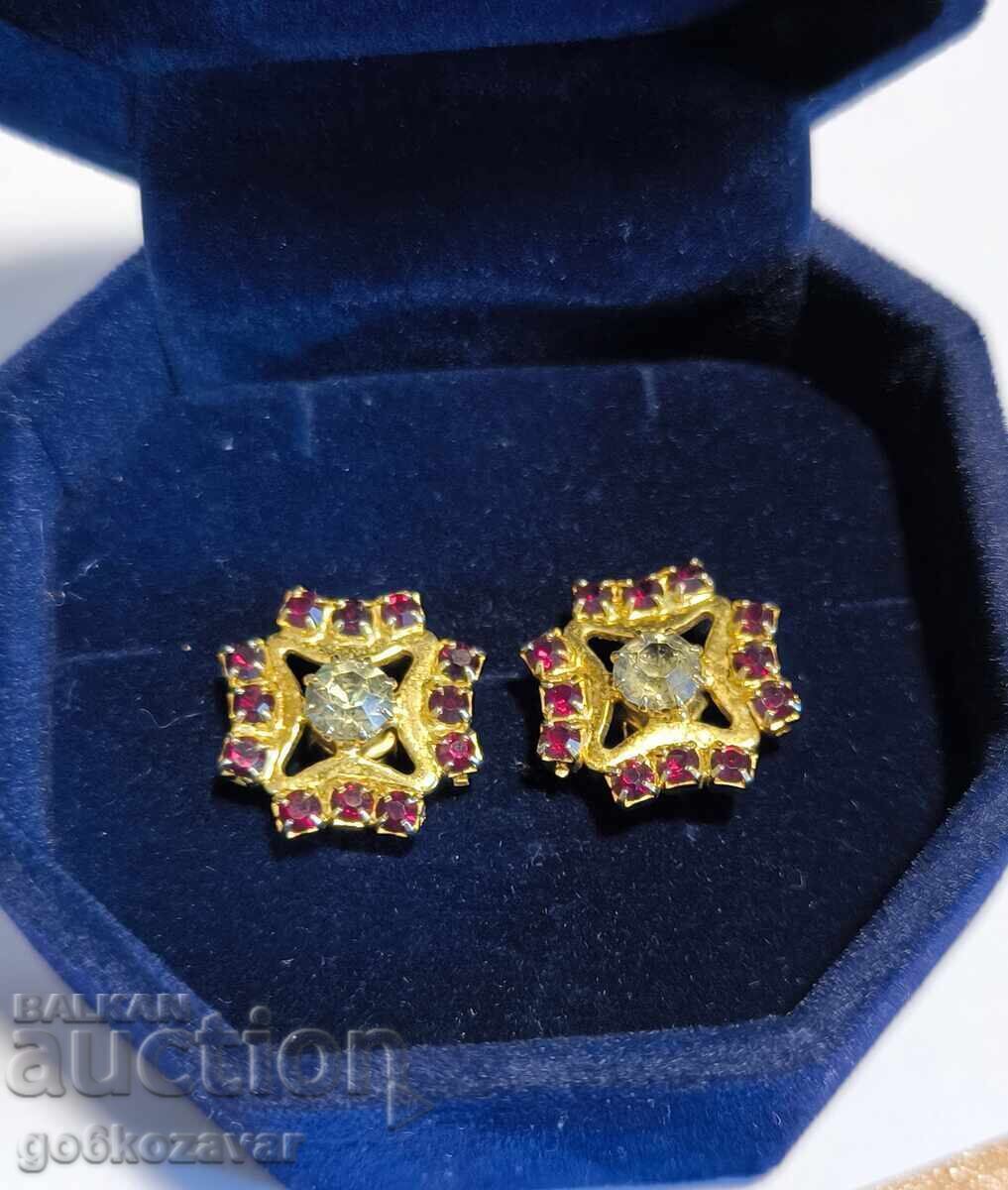 Delivery of Vintage Czechoslovakia cufflinks with garnets, 60s-70s!