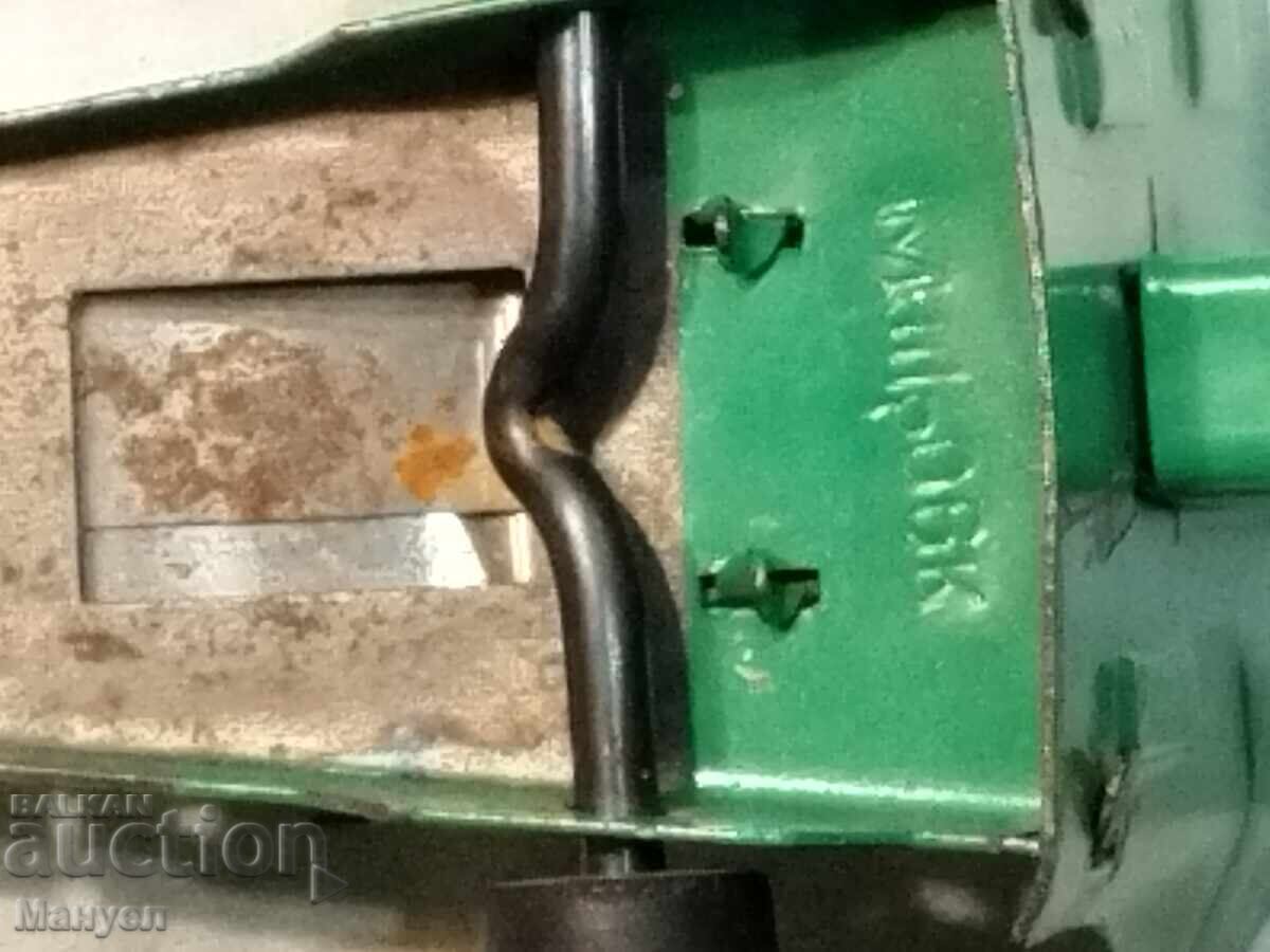 Vând jucărie veche rusească din tablă - 5