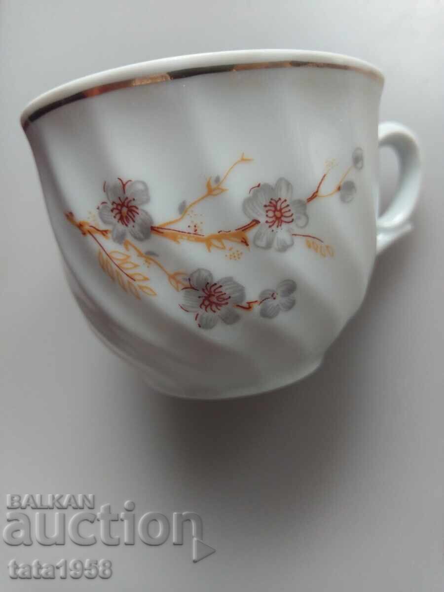 Bowl with gold rim, Bouquet, Old Bulgarian porcelain