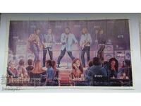 Μεγάλο καθαρό μπλοκ γραμματοσήμων με θρυλικούς μουσικούς