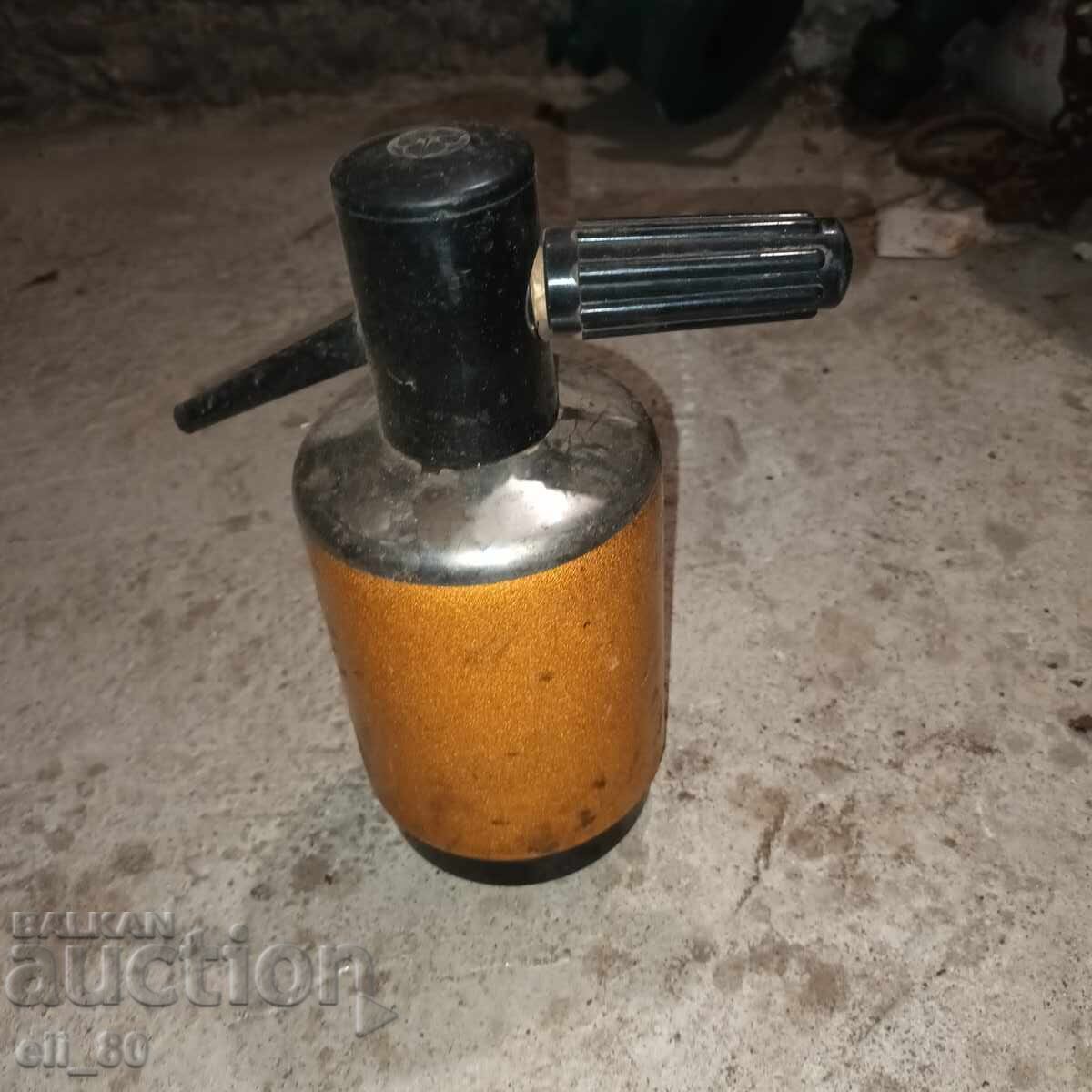Παλιός σιφόνι λειτουργικός με τιμή € 2.00 | 3.91 BGN