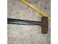 Very rare and special hammer with a split head