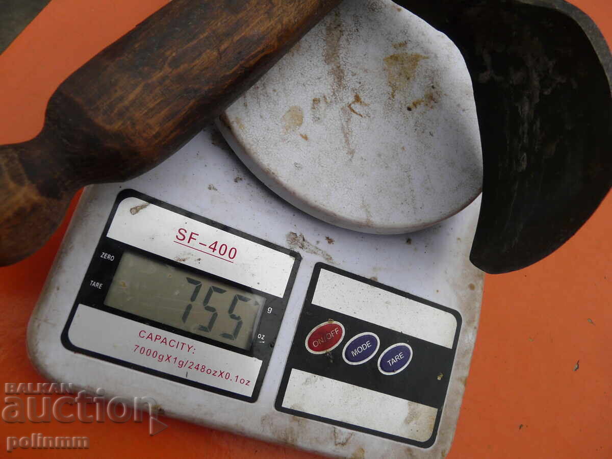 Tool for digging troughs - 6