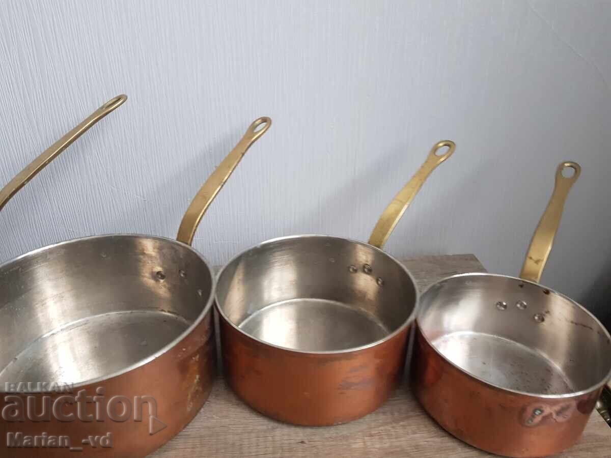 Παράδοση Σετ χάλκινα τηγάνια με μπρούτζινες λαβές