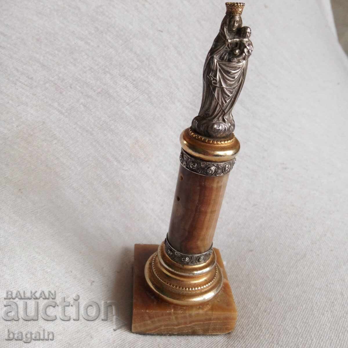 Statuetă de argint cu preț € 100.00 | 195.58 BGN