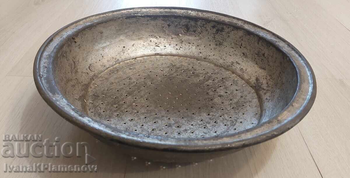 Licitație Vas de cupru retro pentru colecționari