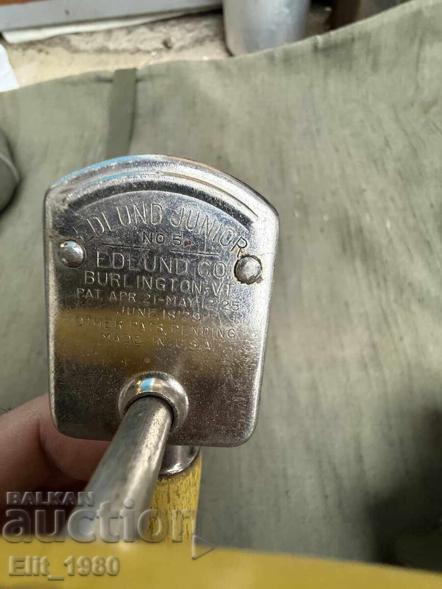 Deschizător de conserve USA cu preț € 14.00 | 27.38 BGN