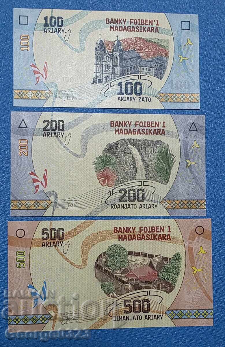 Madagascar set 3 piese UNC Noi