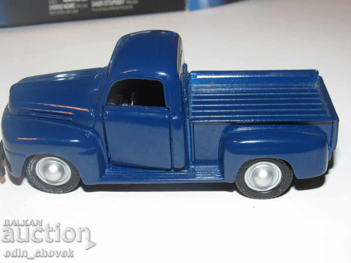 1/36 Maisto Ford Pickup 1948 μεταλλικό συλλεκτικό αυτοκινητάκι με τιμή € 5.00 | 9.78 BGN