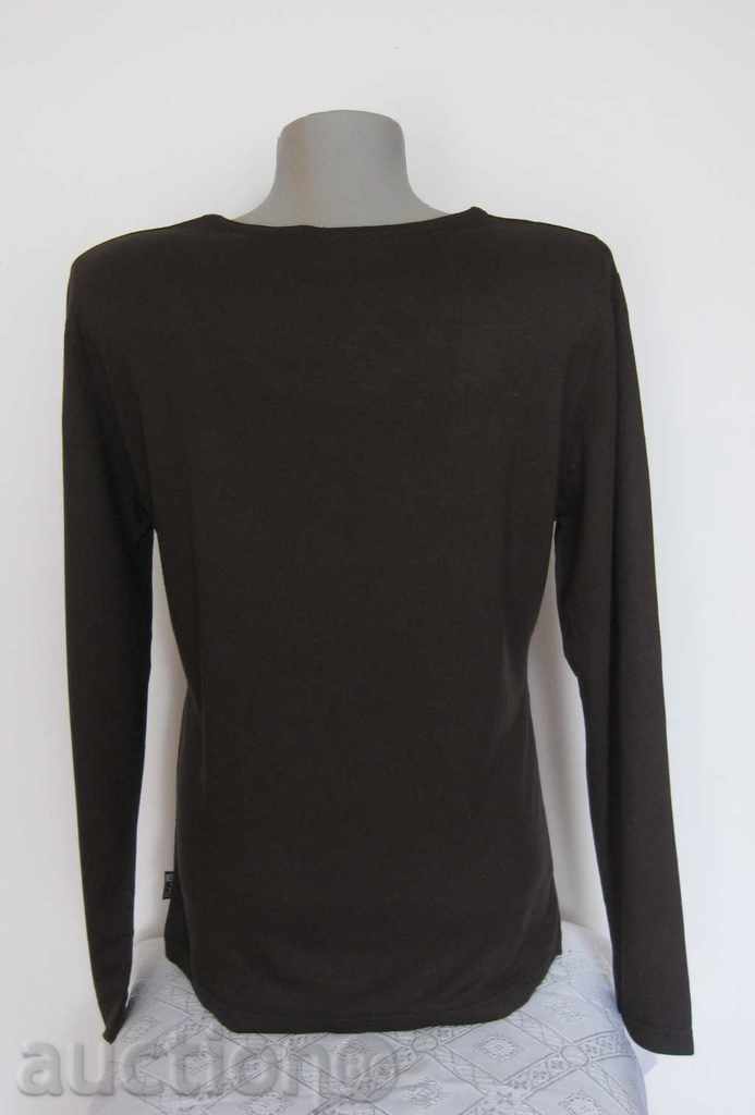 Auction  New brown blouse