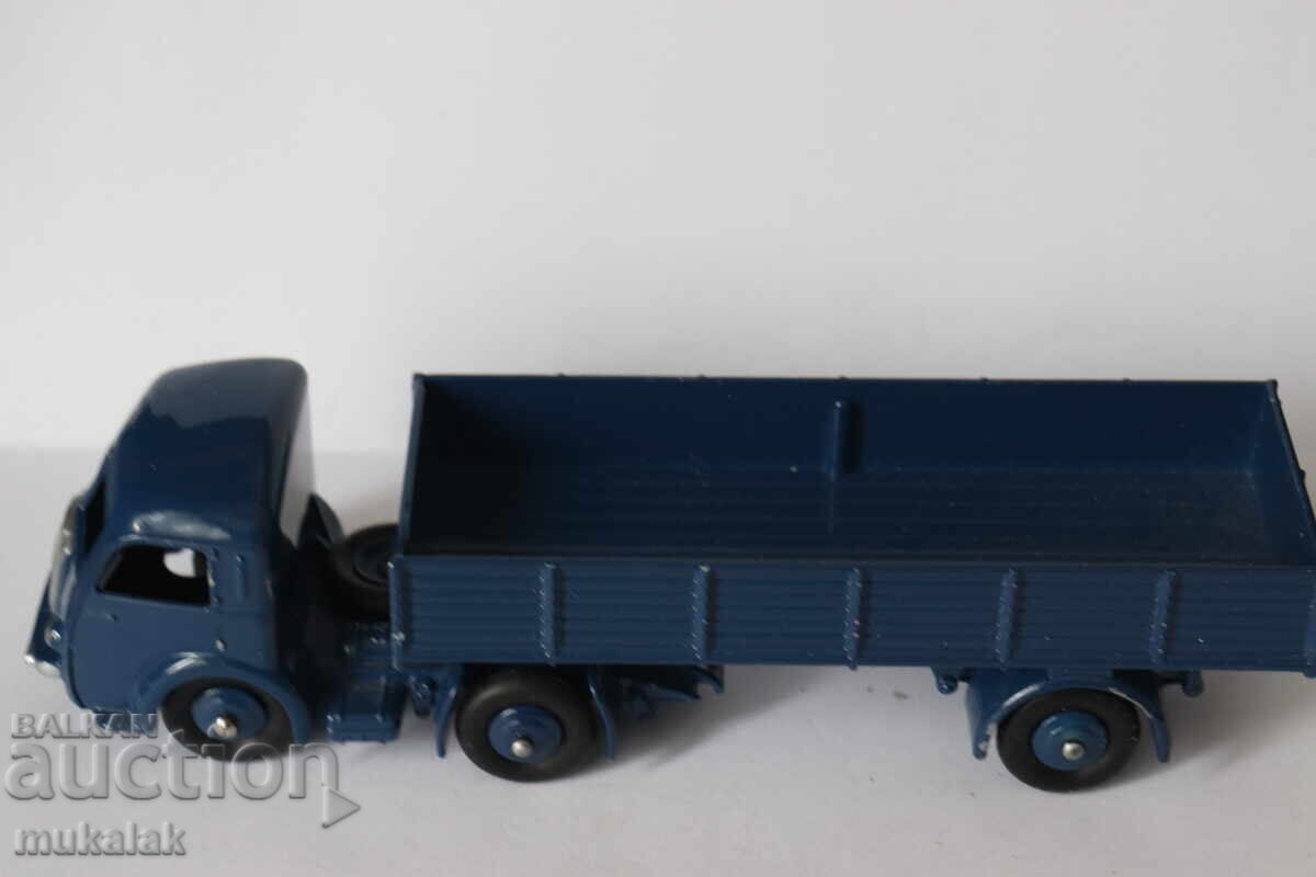 JUCĂRIE DINKY PANHARD CAMION MODEL MAȘINUȚĂ cu preț € 15.00 | 29.34 BGN JUCĂRIE DINKY PANHARD CAMION MODEL MAȘINUȚĂ cu preț € 15.00 | 29.34 BGN