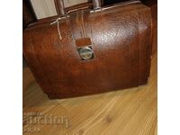 Geantă mare de doctor