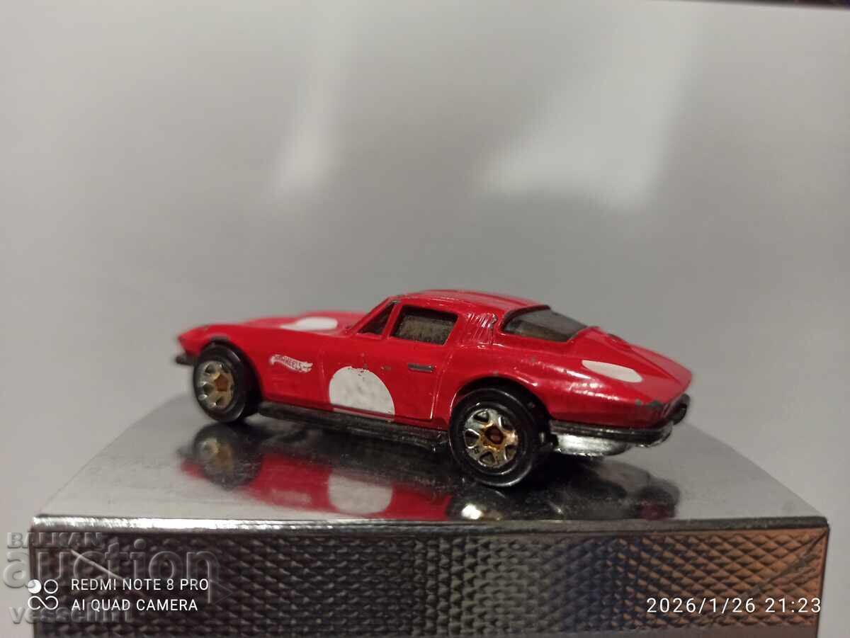 Licitație Veche mașinuță de jucărie corvett sting ray 1/64 Licitație Veche mașinuță de jucărie corvett sting ray 1/64